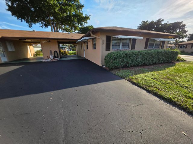718 Whippoorwill Lane, Delray Beach, FL 33445