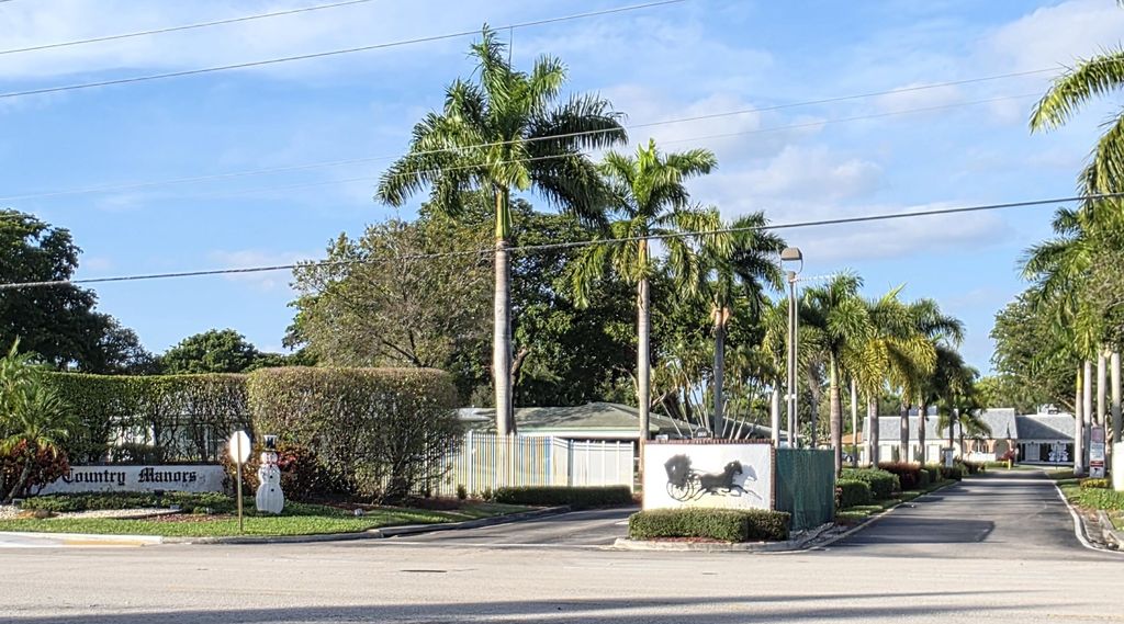 718 Whippoorwill Lane, Delray Beach, FL 33445