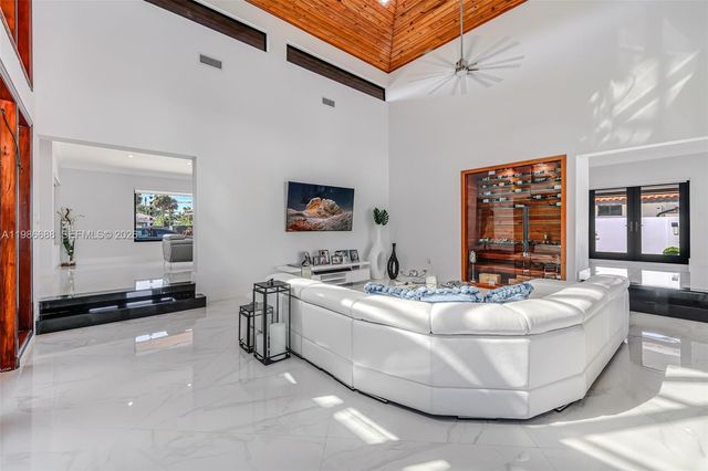 13801 SW 34th Street, Miami, FL 33175