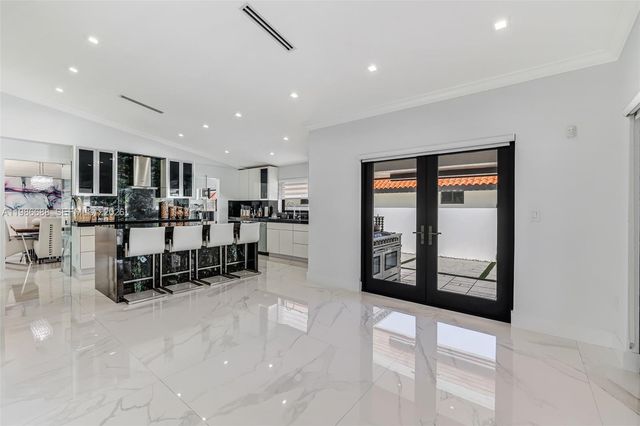 13801 SW 34th Street, Miami, FL 33175