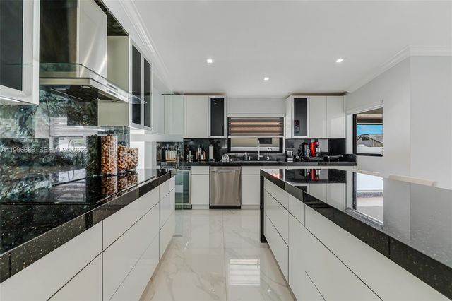13801 SW 34th Street, Miami, FL 33175