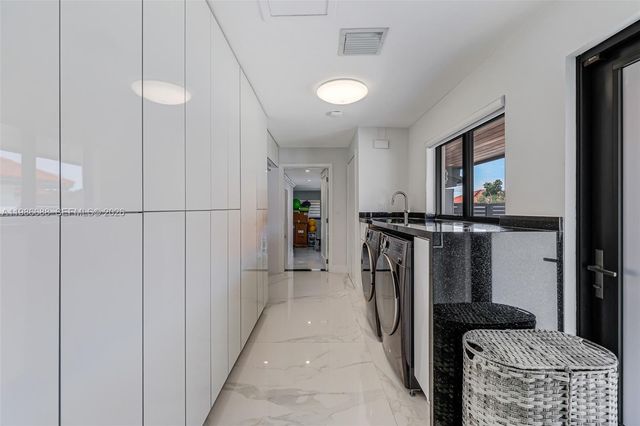 13801 SW 34th Street, Miami, FL 33175