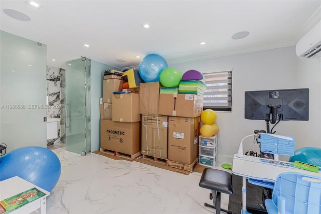13801 SW 34th Street, Miami, FL 33175