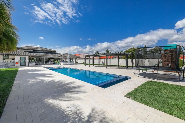 13801 SW 34th Street, Miami, FL 33175