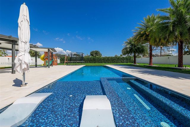 13801 SW 34th Street, Miami, FL 33175
