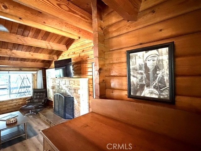 531 Mountain View, Wrightwood, CA 92397