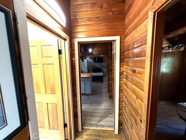 531 Mountain View, Wrightwood, CA 92397