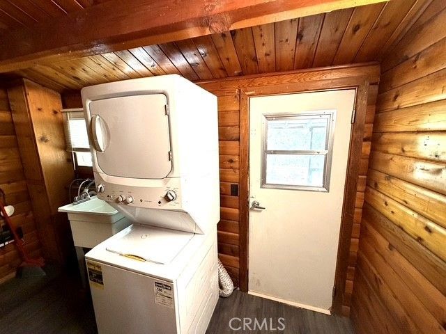 531 Mountain View, Wrightwood, CA 92397