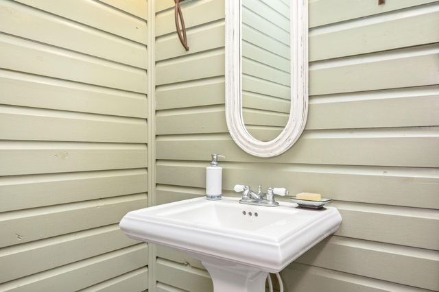 24147 Fifth Ave, Florala, AL 36442