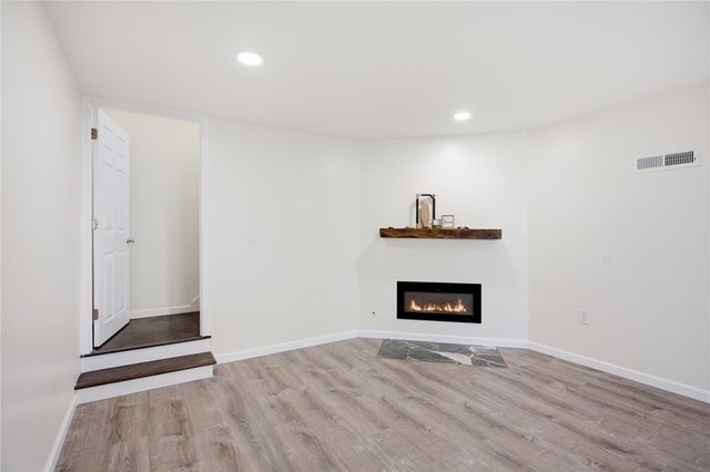 308 W South Fifth Street, Seneca, SC 29678