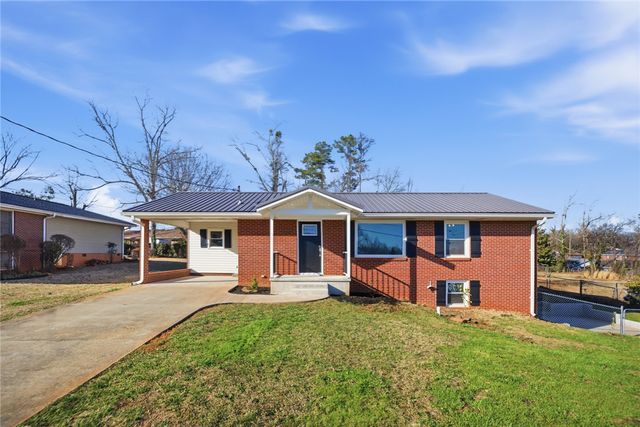 308 W South Fifth Street, Seneca, SC 29678