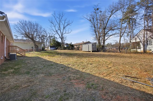 308 W South Fifth Street, Seneca, SC 29678