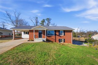 308 W South Fifth Street, Seneca, SC 29678