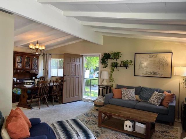10600 Gascoigne Drive, Cupertino, CA 95014