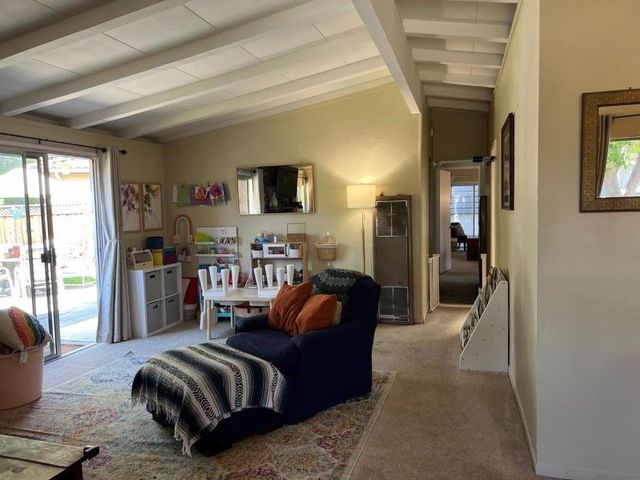 10600 Gascoigne Drive, Cupertino, CA 95014