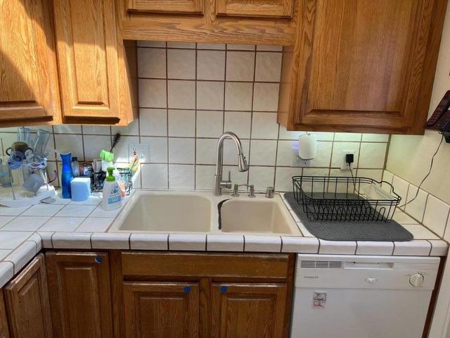 10600 Gascoigne Drive, Cupertino, CA 95014