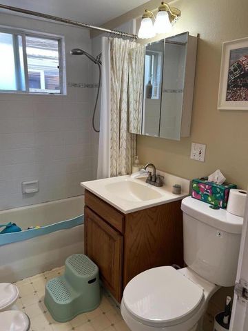 10600 Gascoigne Drive, Cupertino, CA 95014