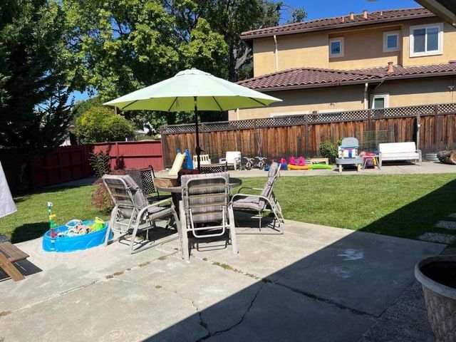 10600 Gascoigne Drive, Cupertino, CA 95014