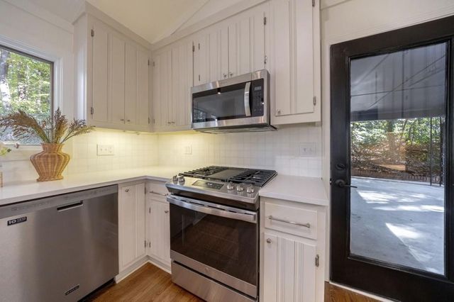 922 Barton Woods NE Road, Atlanta, GA 30307