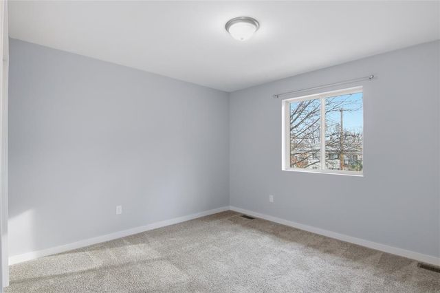 2647 Sessions Street, Eau Claire, WI 54701