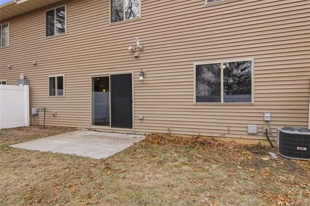 2647 Sessions Street, Eau Claire, WI 54701