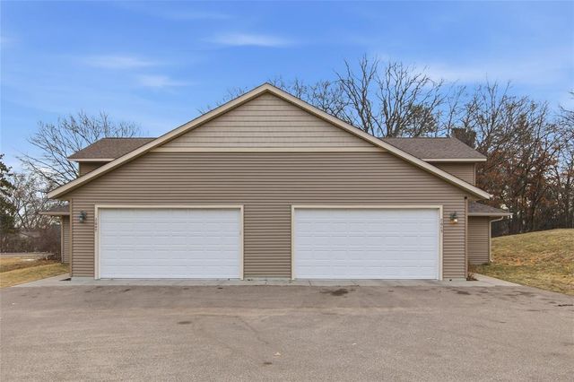2647 Sessions Street, Eau Claire, WI 54701