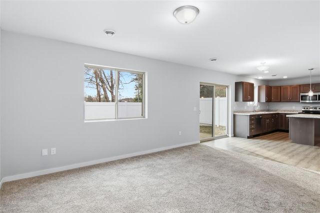 2647 Sessions Street, Eau Claire, WI 54701