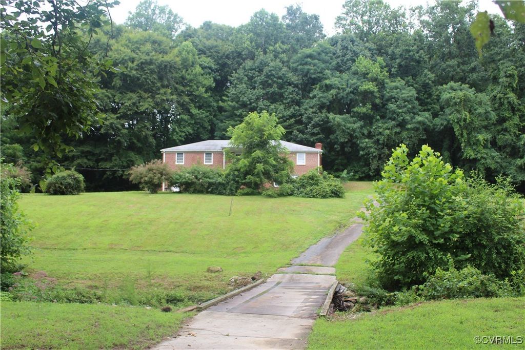 12642 Hull Street Rd, Midlothian, VA 23112