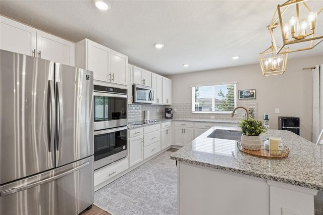 1185 AUGUSTUS DRIVE, Davenport, FL 33896