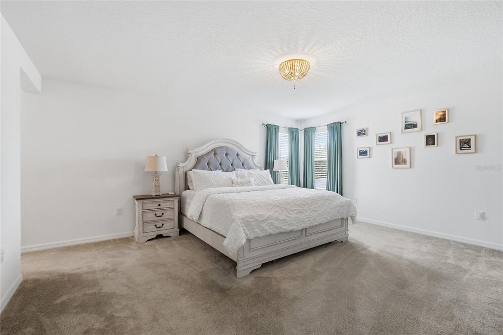 Image 37 of property listing at 1185 AUGUSTUS DRIVE, Davenport, FL 33896