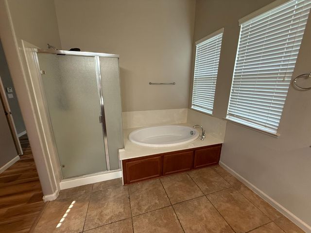 1001 La Paloma St, Turlock, CA 95382