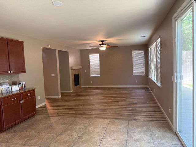 1001 La Paloma St, Turlock, CA 95382