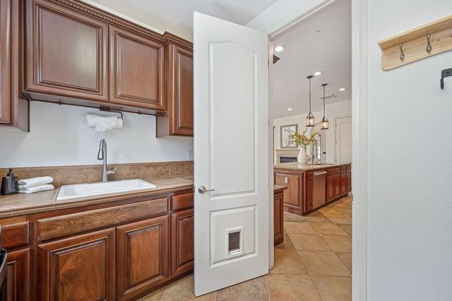 1380 Bella Circle, Lincoln, CA 95648