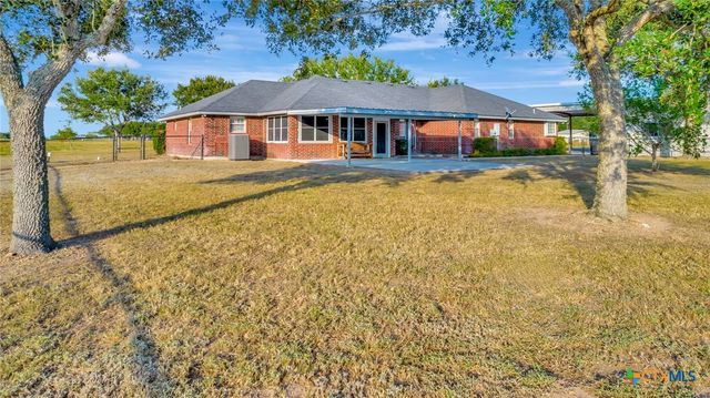 477 Dewberry Lane, Victoria, TX 77904