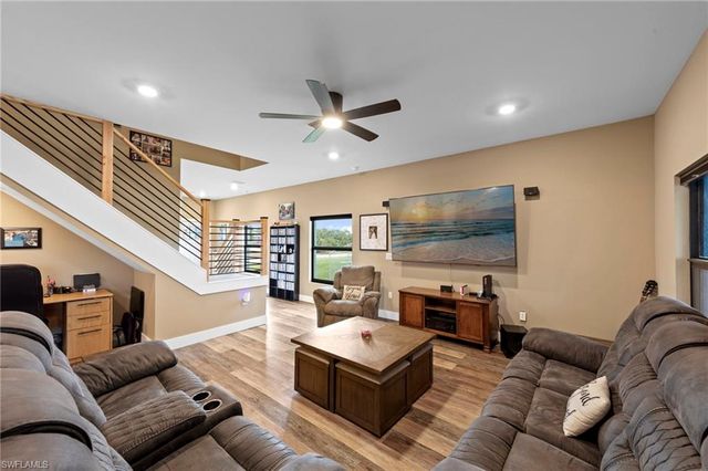 4215 15th ST SW, Lehigh Acres, FL 33976