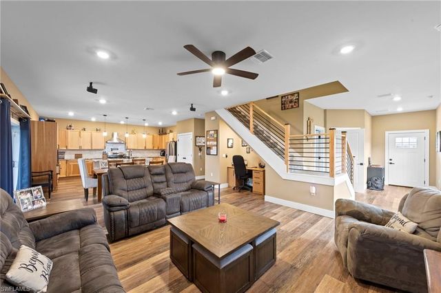 4215 15th ST SW, Lehigh Acres, FL 33976