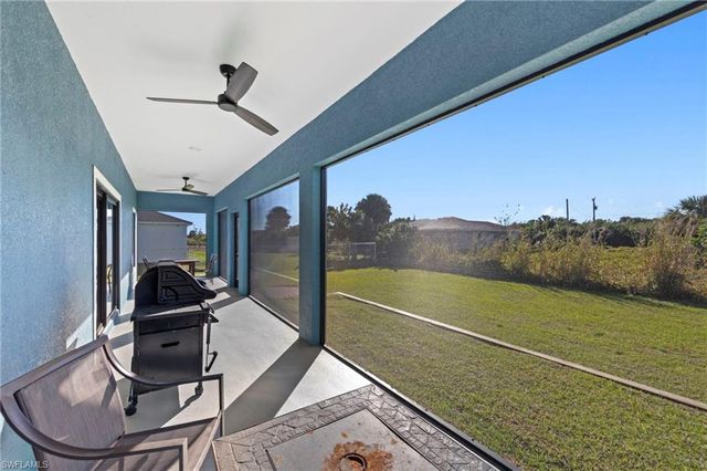 4215 15th ST SW, Lehigh Acres, FL 33976