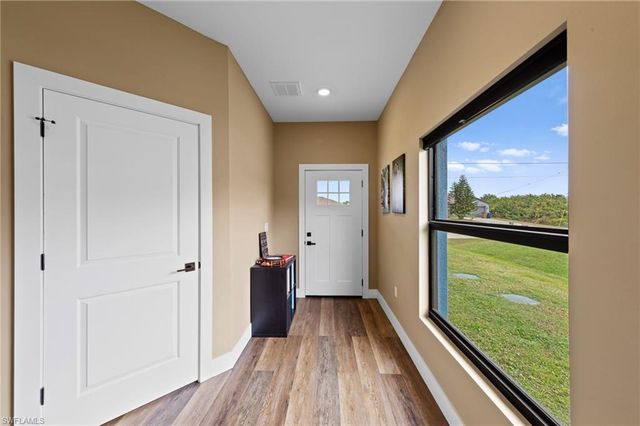 4215 15th ST SW, Lehigh Acres, FL 33976