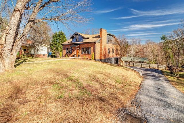 55 Cisco Road, Asheville, NC 28805