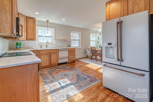 55 Cisco Road, Asheville, NC 28805