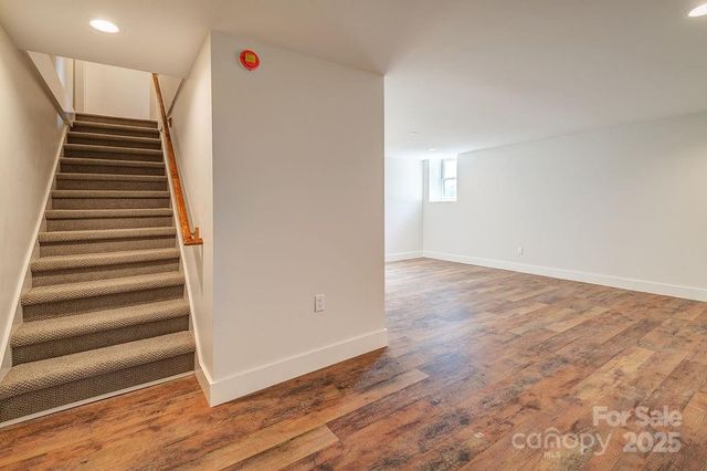 55 Cisco Road, Asheville, NC 28805