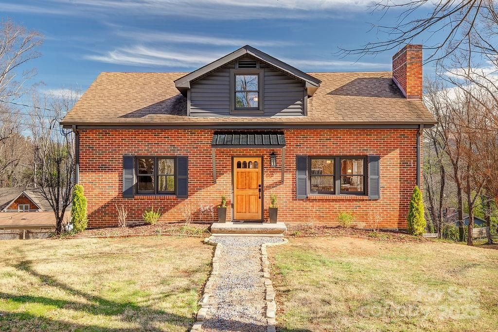 55 Cisco Road, Asheville, NC 28805