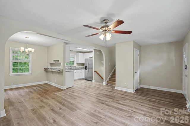 6601 Lynfield Drive, Charlotte, NC 28212