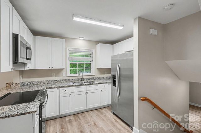 6601 Lynfield Drive, Charlotte, NC 28212