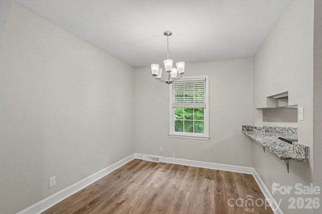 6601 Lynfield Drive, Charlotte, NC 28212