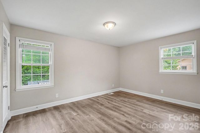 6601 Lynfield Drive, Charlotte, NC 28212