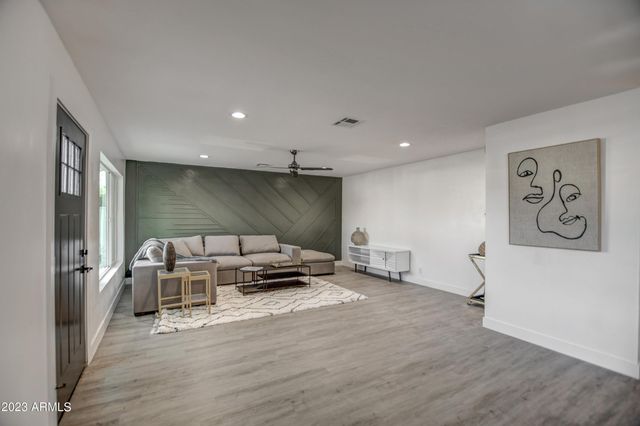 8349 E Columbus Avenue, Scottsdale, AZ 85251