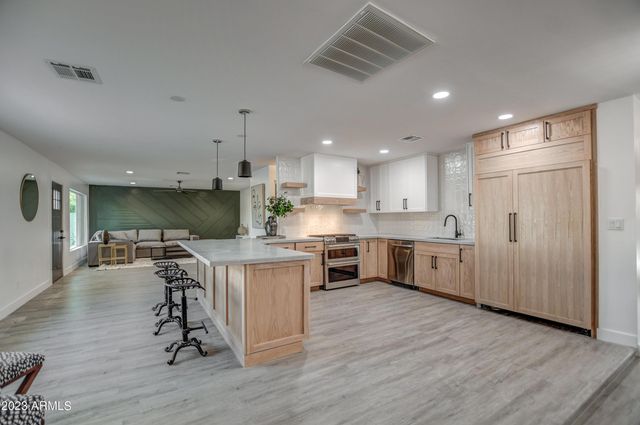 8349 E Columbus Avenue, Scottsdale, AZ 85251