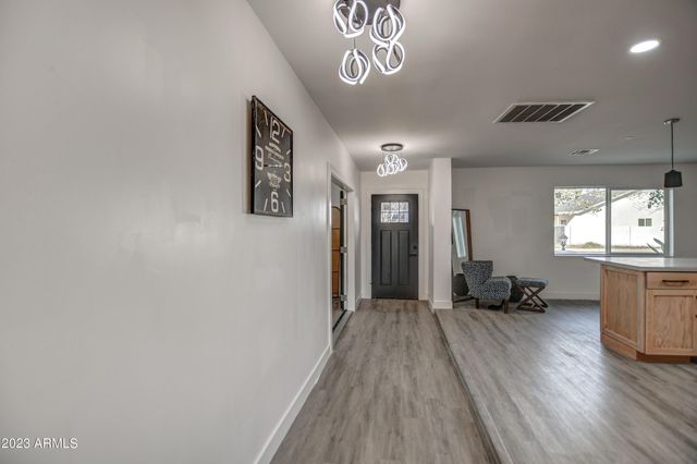 8349 E Columbus Avenue, Scottsdale, AZ 85251