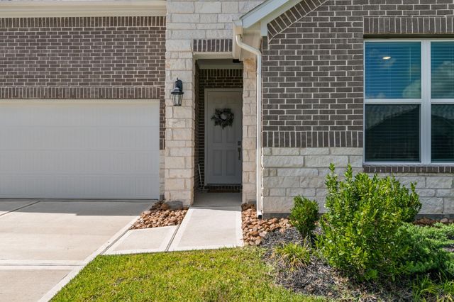 560 Newcomb Hollow Drive, Conroe, TX 77304